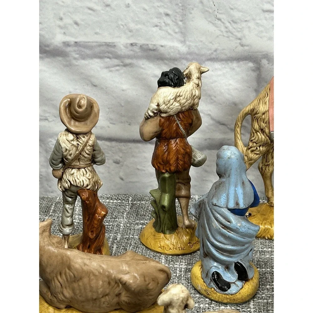 Vintage Nativity Set Atlantic Mold 13 Pc Hand Painted Ceramic Christmas Figurine